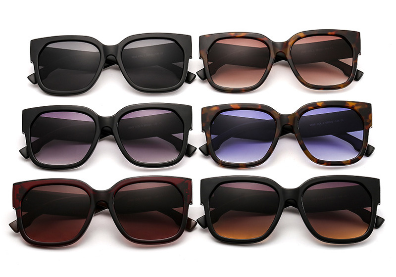 Trendy Black Sunglasses